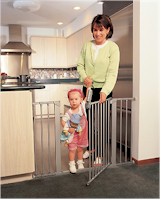 KidCo G-15 child safety gate